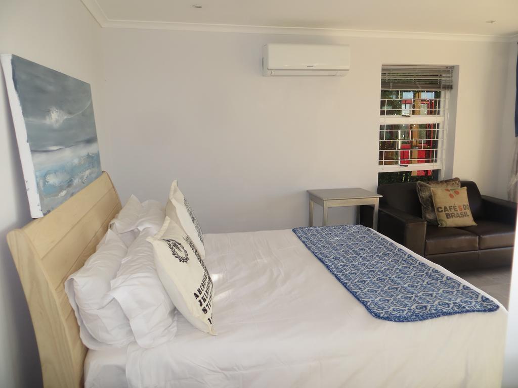 Camps Bay Studio Guesthouse - Studio Ciudad del Cabo Habitación foto