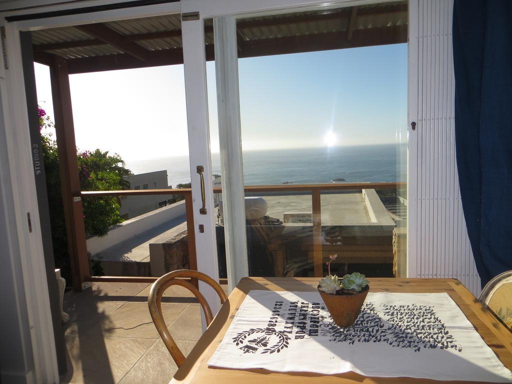 Camps Bay Studio Guesthouse - Studio Ciudad del Cabo Habitación foto