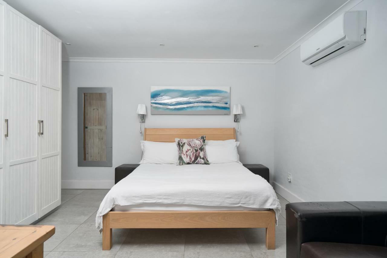 Camps Bay Studio Guesthouse - Studio Ciudad del Cabo Exterior foto